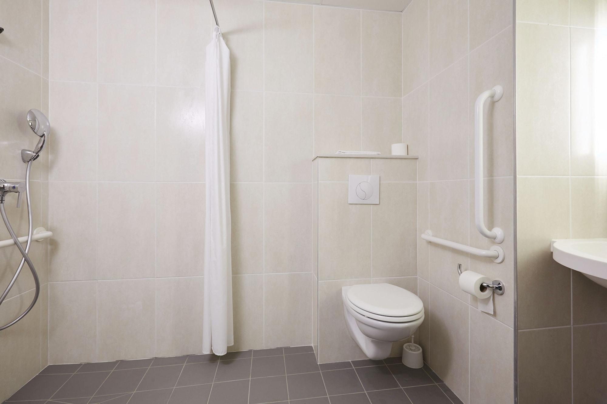 B&B Hotel Montlhery 리나 외부 사진