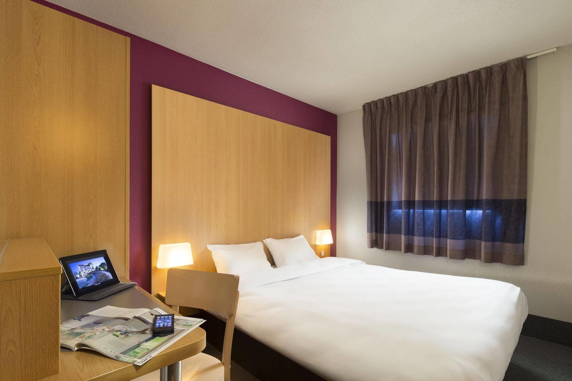 B&B Hotel Montlhery 리나 외부 사진