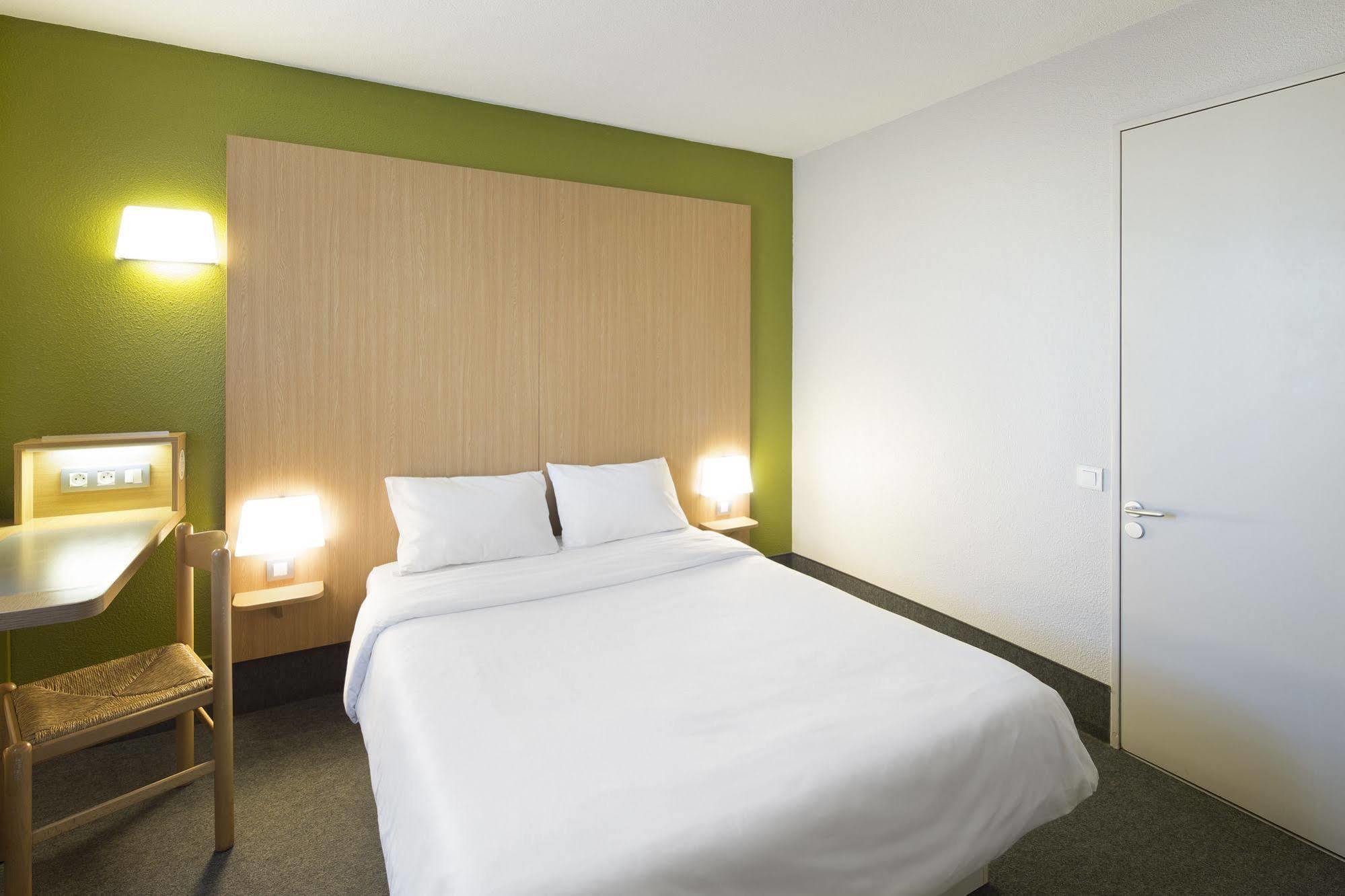B&B Hotel Montlhery 리나 외부 사진